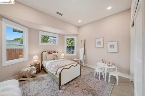 Bedroom - 1009 Addison St, Berkeley, CA 94710 photo 6 of 7