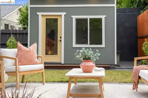 Exterior - 1009 Addison St, Berkeley, CA 94710 photo 3 of 10