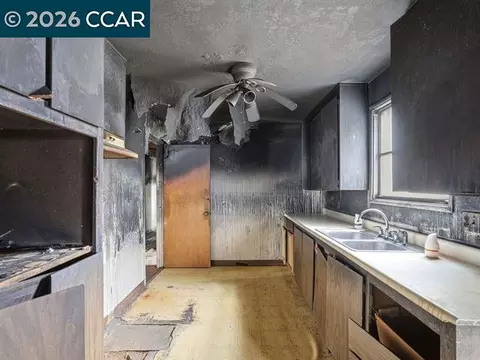 Kitchen - 1932 Griffin Dr, Vallejo, CA 94589 photo 1 of 2