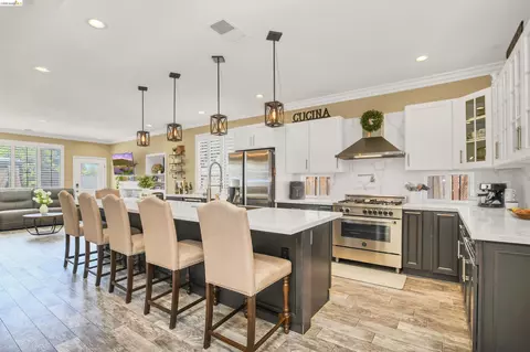 2174 Newton Dr, Brentwood, CA 94513