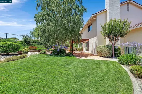 Exterior - 11433 Wildcat Ct, Dublin, CA 94568 photo 8 of 19