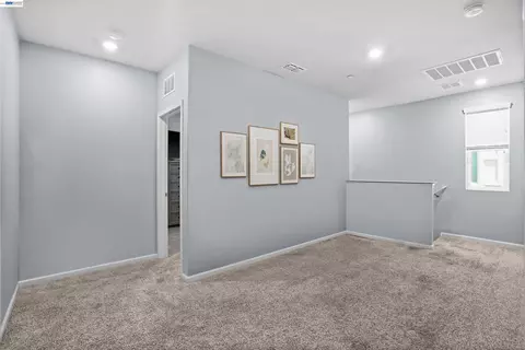 Entry Way - 281 Agata Way, Oakley, CA 94561 photo 4 of 5
