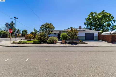 1042 Nielsen Ln, Livermore, CA 94550