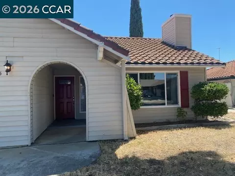 Exterior - 945 Arambel Dr, Patterson, CA 95363 photo 2 of 8