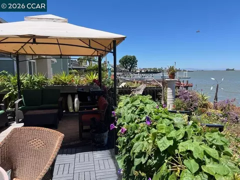 46 Edgewater Pl, Pittsburg, CA 94565 photo 2