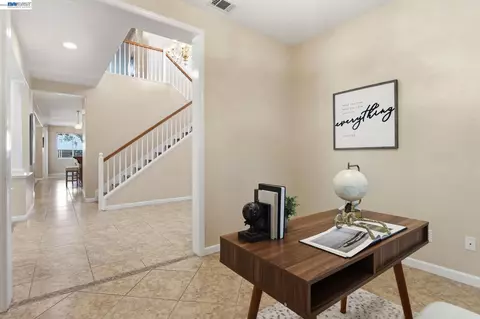 Entry Way - 2631 Amatchi Ct, Tracy, CA 95304 photo 1 of 1