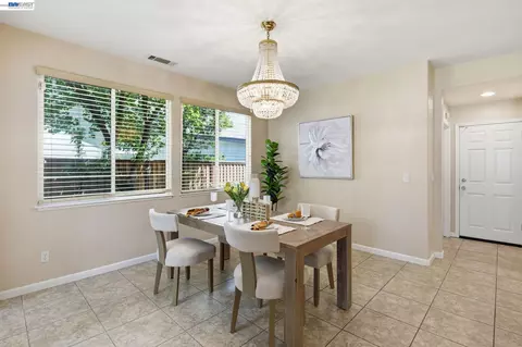 Dining - 2631 Amatchi Ct, Tracy, CA 95304 photo 1 of 3
