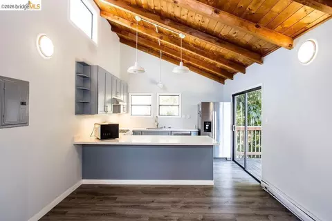 Kitchen - 1643 Oxford St, Berkeley, CA 94709 photo 1 of 3