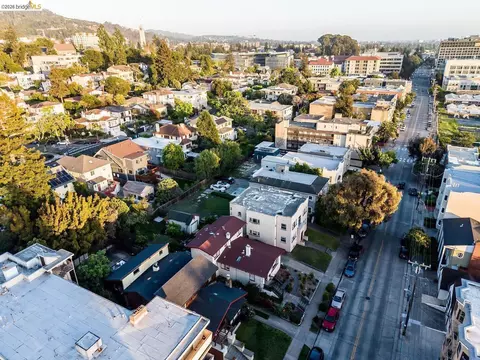 View/Area - 1643 Oxford St, Berkeley, CA 94709 photo 4 of 10