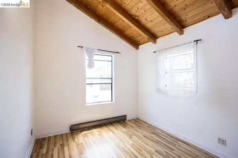 Bedroom - 1643 Oxford St, Berkeley, CA 94709 photo 7 of 7