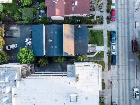 View/Area - 1643 Oxford St, Berkeley, CA 94709 photo 3 of 10