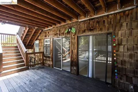 Exterior - 1643 Oxford St, Berkeley, CA 94709 photo 3 of 6