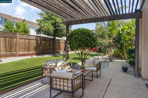 Exterior - 38 Keith Ct, Oakley, CA 94561 photo 9 of 23