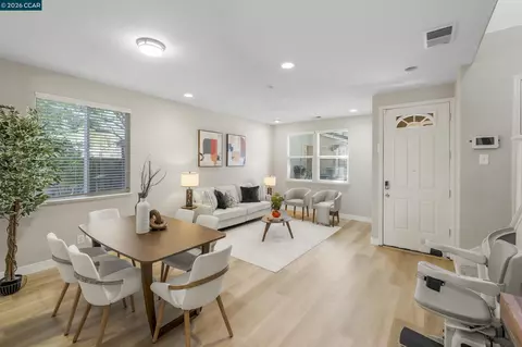 Living - 38 Keith Ct, Oakley, CA 94561 photo 8 of 10