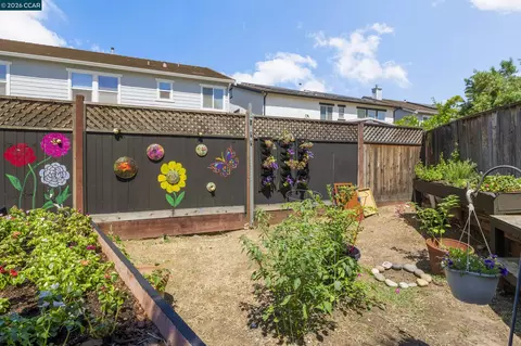 Exterior - 38 Keith Ct, Oakley, CA 94561 photo 15 of 23
