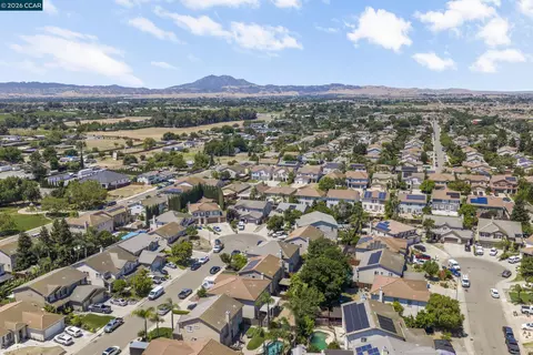 View/Area - 38 Keith Ct, Oakley, CA 94561 photo 10 of 14