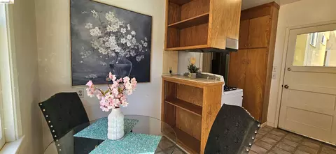 Dining - 1901 Parker St #3, Berkeley, CA 94704 photo 1 of 2