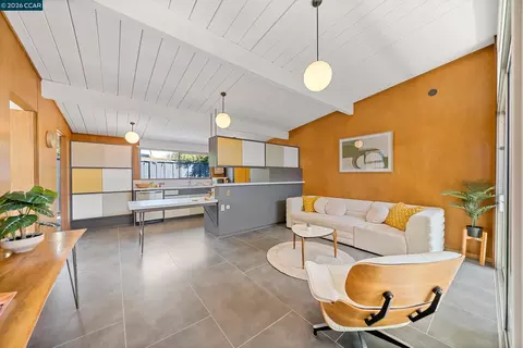 Living - 4130 Wilson Ln, Concord, CA 94521 photo 5 of 7