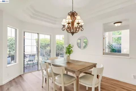 Dining - 690 Glasgow Cir, Danville, CA 94526 photo 2 of 2