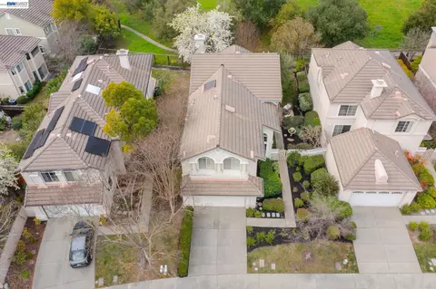 View/Area - 690 Glasgow Cir, Danville, CA 94526 photo 3 of 4