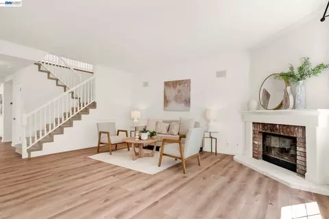 Living - 690 Glasgow Cir, Danville, CA 94526 photo 8 of 9