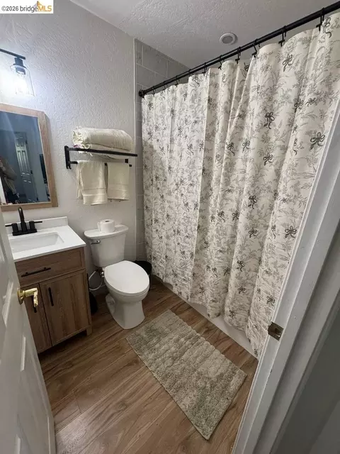 Bath - 153 Summit Ave, Sonora, CA 95370 photo 6 of 6