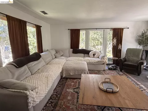 Living - 153 Summit Ave, Sonora, CA 95370 photo 1 of 3