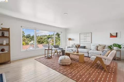 Living - 515 Vincente Ave, Berkeley, CA 94707 photo 2 of 10