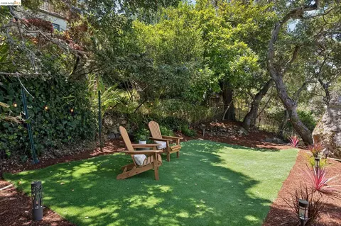 Exterior - 515 Vincente Ave, Berkeley, CA 94707 photo 11 of 17