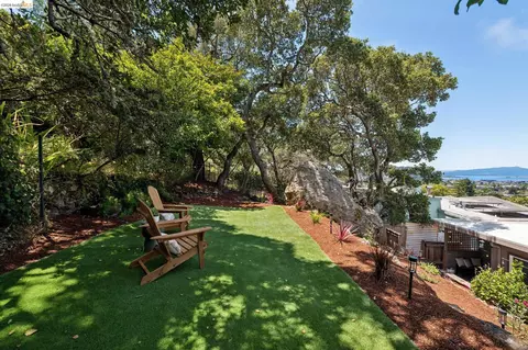 Exterior - 515 Vincente Ave, Berkeley, CA 94707 photo 13 of 17