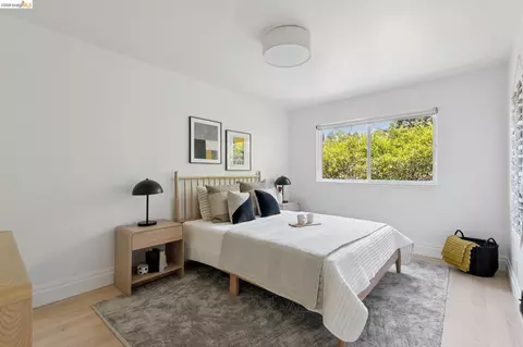Bedroom - 515 Vincente Ave, Berkeley, CA 94707 photo 5 of 7