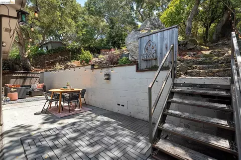 Exterior - 515 Vincente Ave, Berkeley, CA 94707 photo 7 of 17
