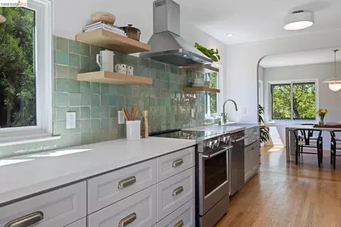 Kitchen - 371 Rugby Ave, Berkeley, CA 94708 photo 5 of 5