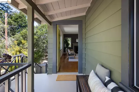 Exterior - 371 Rugby Ave, Berkeley, CA 94708 photo 2 of 8