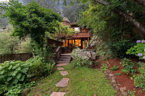 Exterior - 1090 Cragmont Ave, Berkeley, CA 94708 photo 24 of 25