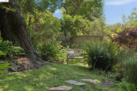 Exterior - 1090 Cragmont Ave, Berkeley, CA 94708 photo 19 of 25