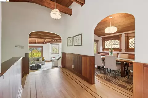 Entry Way - 1090 Cragmont Ave, Berkeley, CA 94708 photo 7 of 12