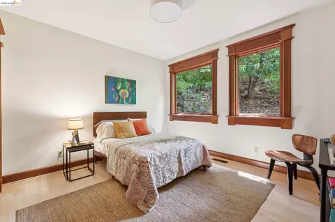 Bedroom - 1090 Cragmont Ave, Berkeley, CA 94708 photo 7 of 13