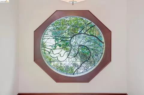 Entry Way - 1090 Cragmont Ave, Berkeley, CA 94708 photo 10 of 12