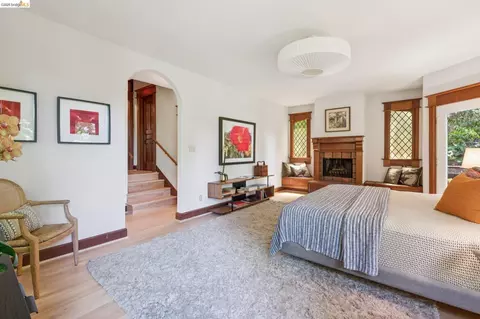 Bedroom - 1090 Cragmont Ave, Berkeley, CA 94708 photo 6 of 13
