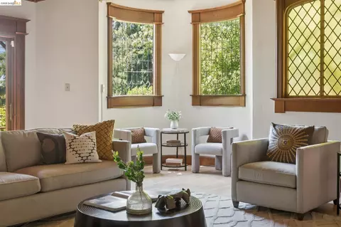 Living - 1090 Cragmont Ave, Berkeley, CA 94708 photo 4 of 8