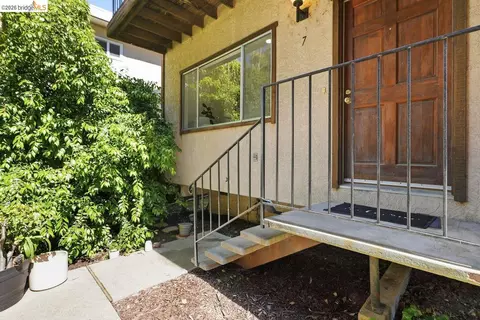 3800 Maybelle Ave #7, Oakland, CA 94619