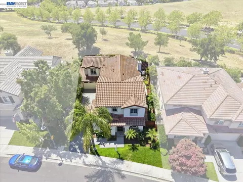 View/Area - 5688 Cedar Crst, Dublin, CA 94568 photo 1 of 7