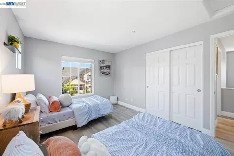 Bedroom - 5688 Cedar Crst, Dublin, CA 94568 photo 7 of 11