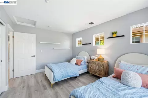 Bedroom - 5688 Cedar Crst, Dublin, CA 94568 photo 6 of 11
