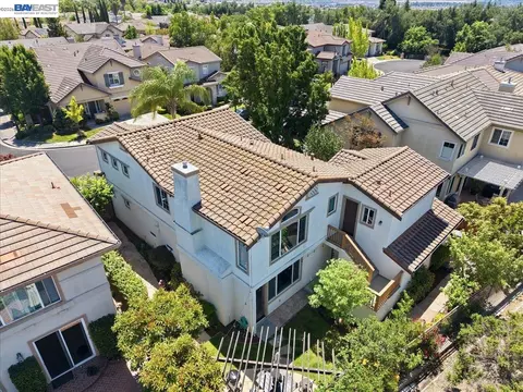 View/Area - 5688 Cedar Crst, Dublin, CA 94568 photo 4 of 7