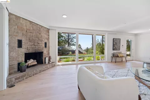 Living - 100 Avenida Dr, Berkeley, CA 94708 photo 3 of 4