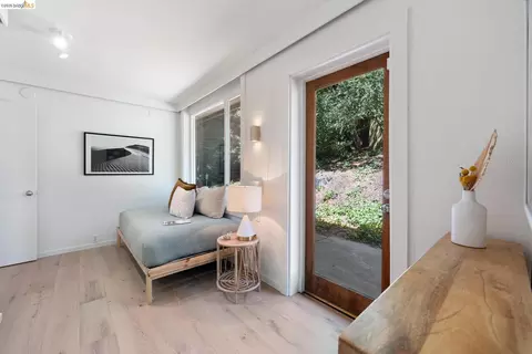 Bedroom - 100 Avenida Dr, Berkeley, CA 94708 photo 1 of 10