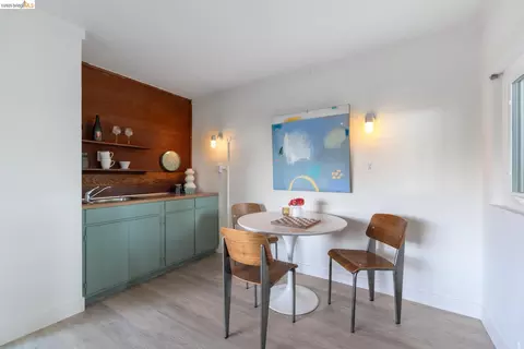 Dining - 100 Avenida Dr, Berkeley, CA 94708 photo 6 of 6