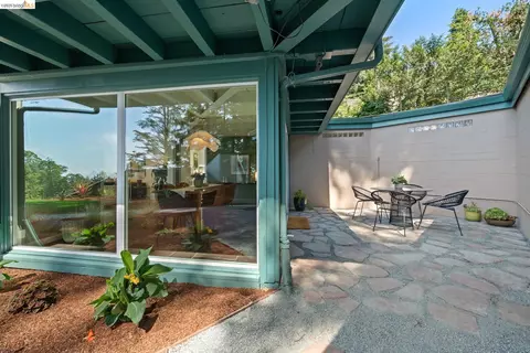 Exterior - 100 Avenida Dr, Berkeley, CA 94708 photo 6 of 9